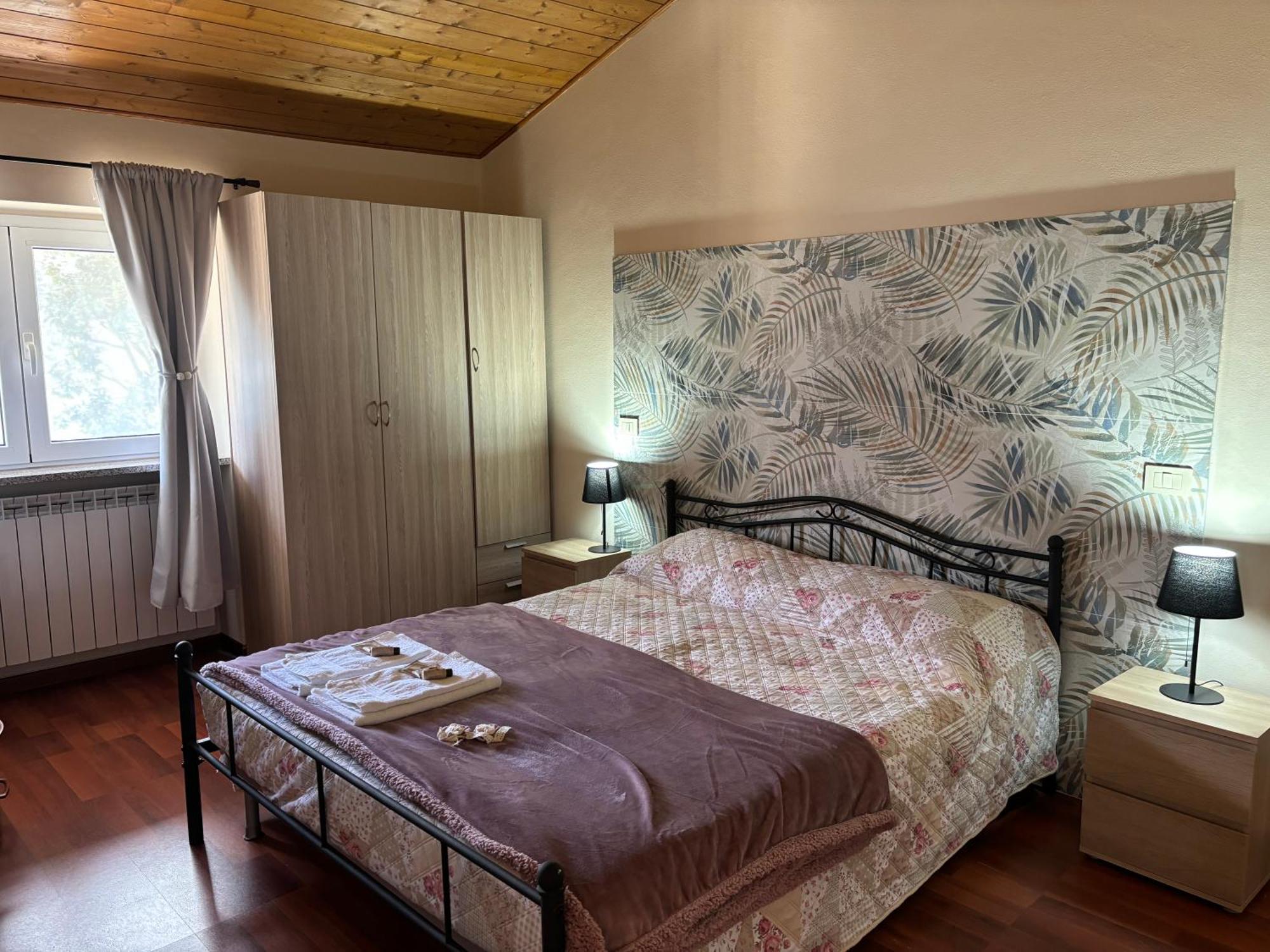 Rifugio Sul Lago Di Lugano A Porto Ceresio Zewnętrze zdjęcie